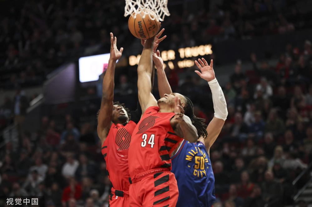 员背后的严 员背后的严