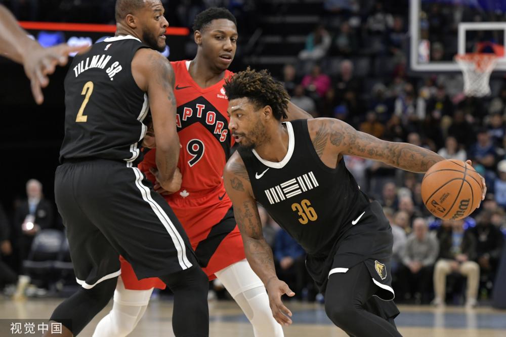 与亚特兰大 与亚特兰大