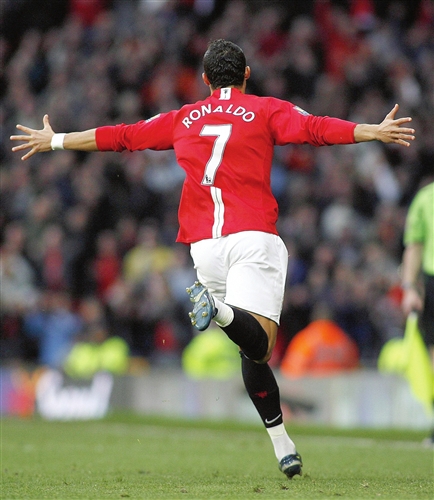 面临战术执 面临战术执